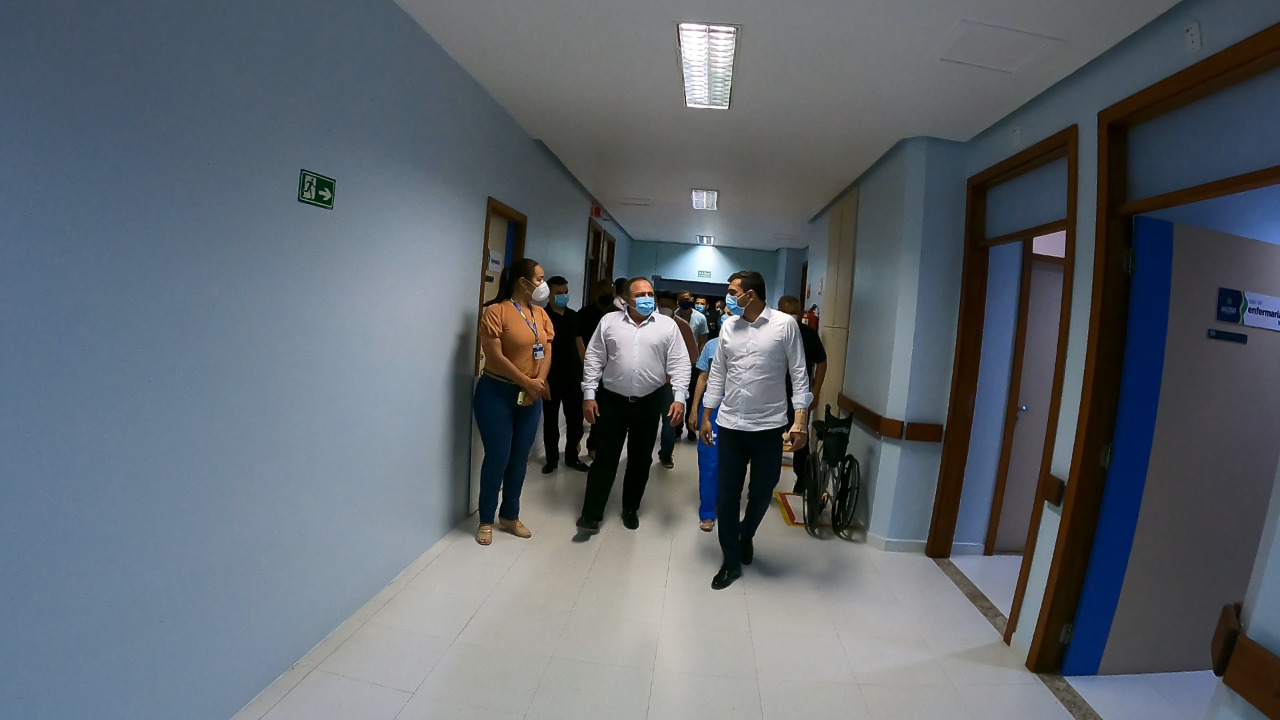 Abertura Do Hospital Nilton Lins Para Atendimento De Pacientes